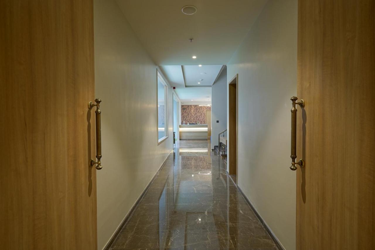 The Galleria Hotel Rajkot Ngoại thất bức ảnh