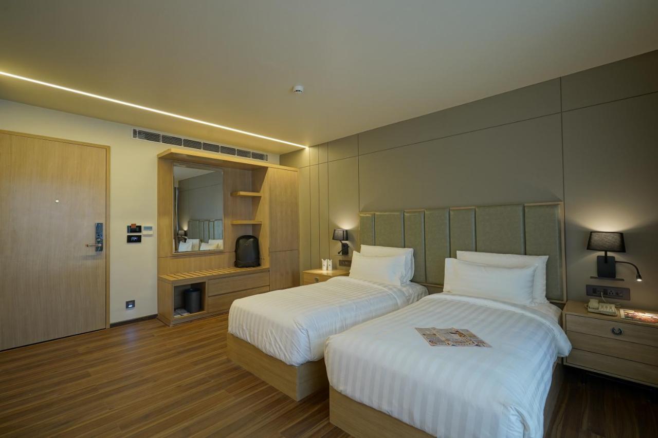 The Galleria Hotel Rajkot Ngoại thất bức ảnh