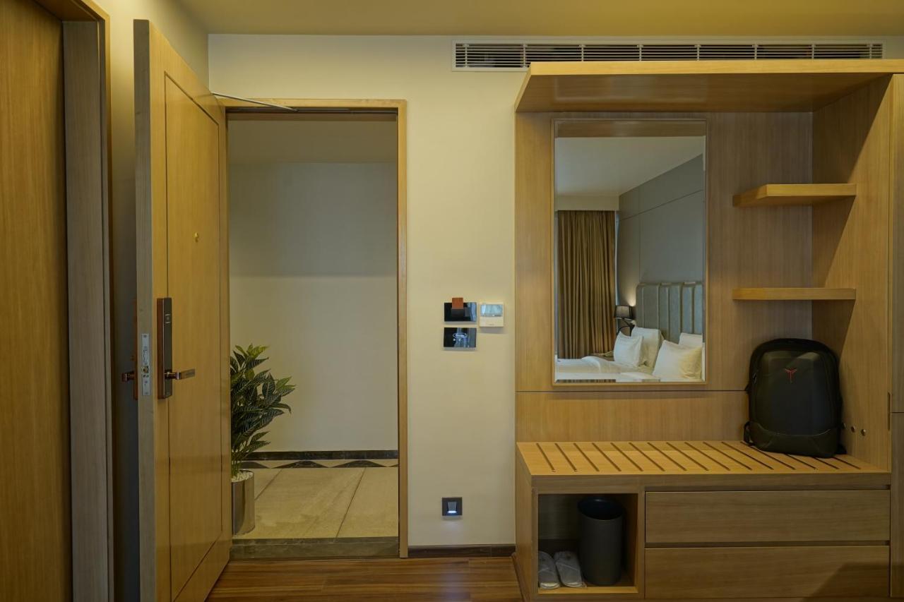 The Galleria Hotel Rajkot Ngoại thất bức ảnh
