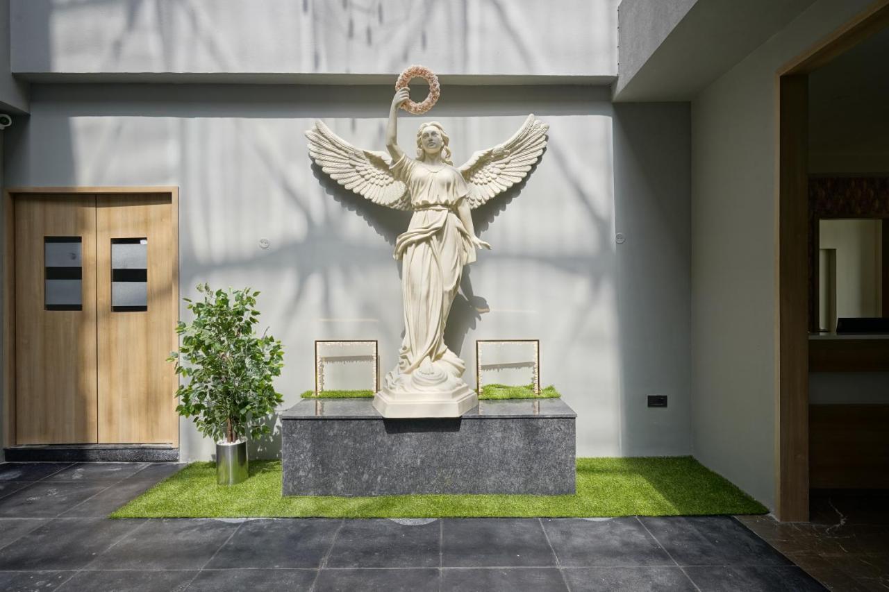 The Galleria Hotel Rajkot Ngoại thất bức ảnh