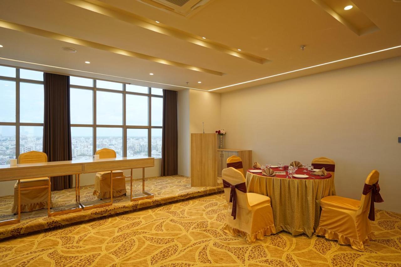 The Galleria Hotel Rajkot Ngoại thất bức ảnh